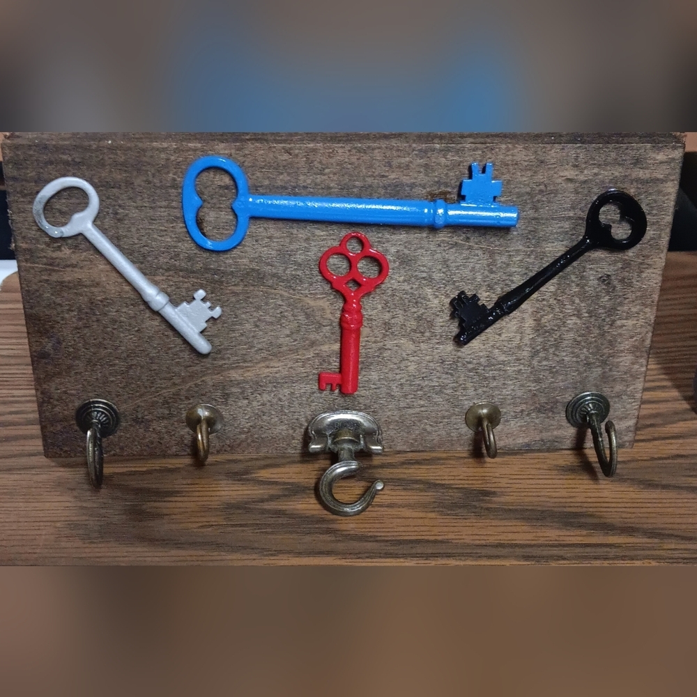 Key hanger - Picture 3 of 4